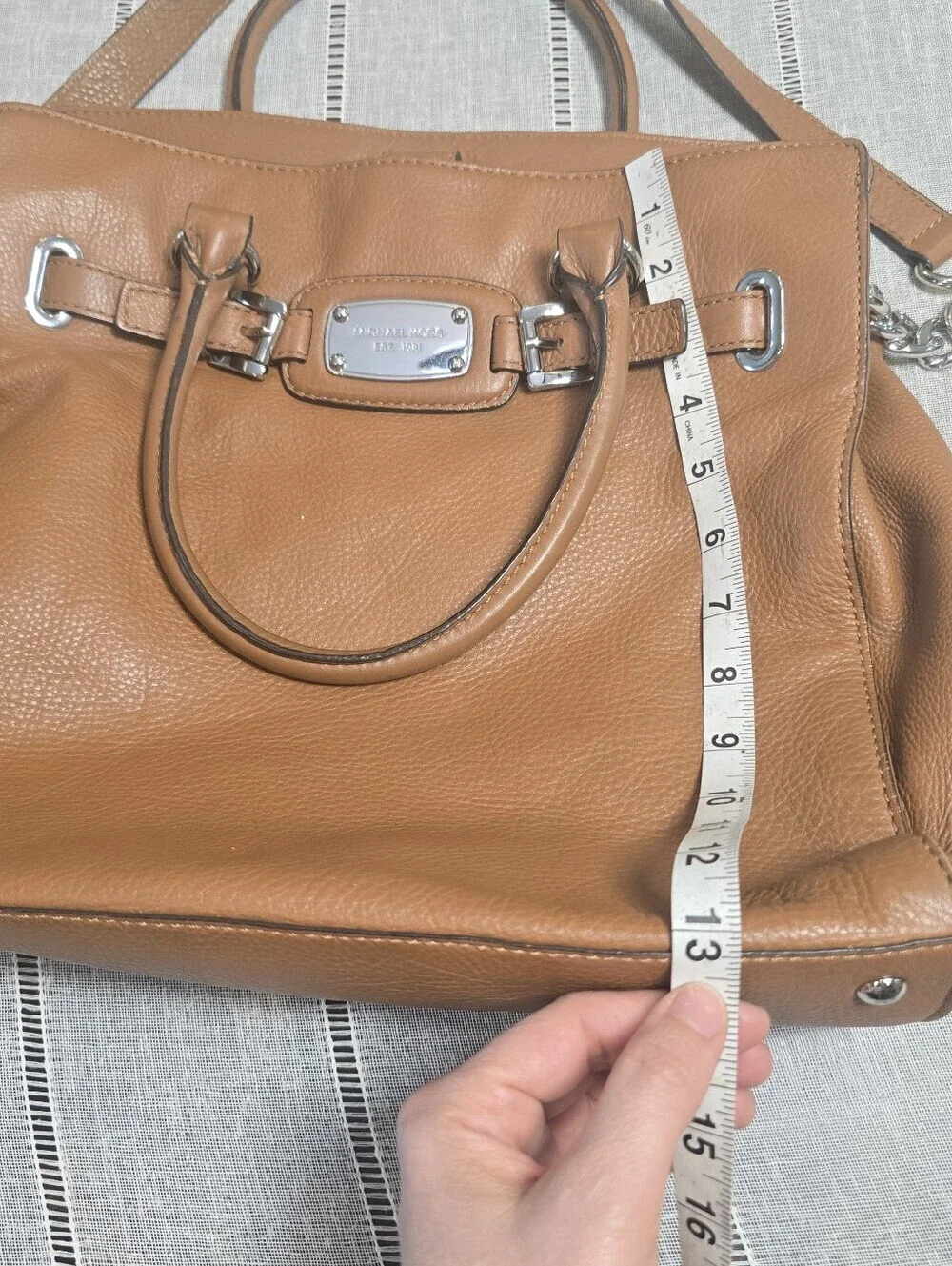 MICHAEL KORS Tan Leather Satchel with Gold Hardware